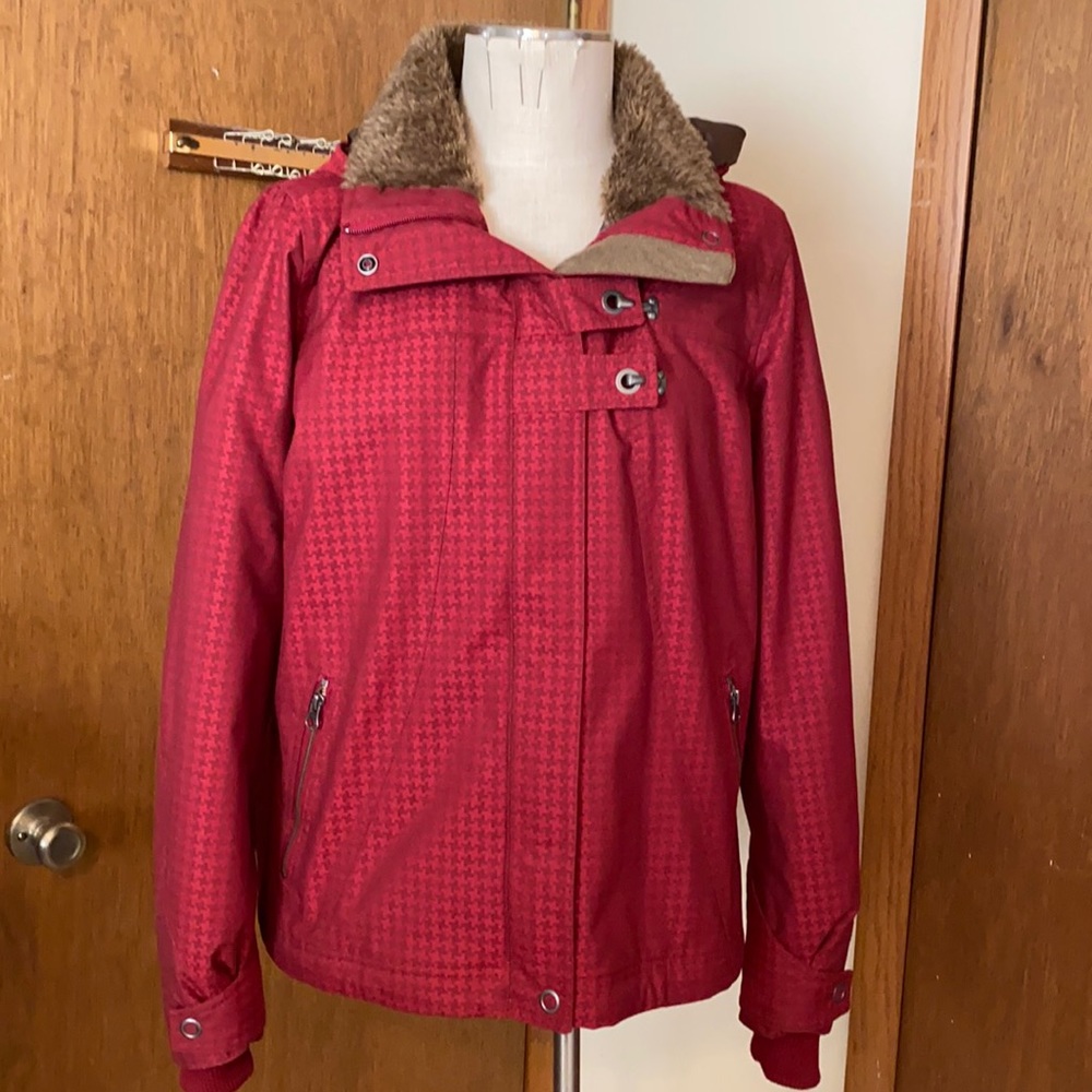 LIKE NEW Columbia Winter Coat, size XL